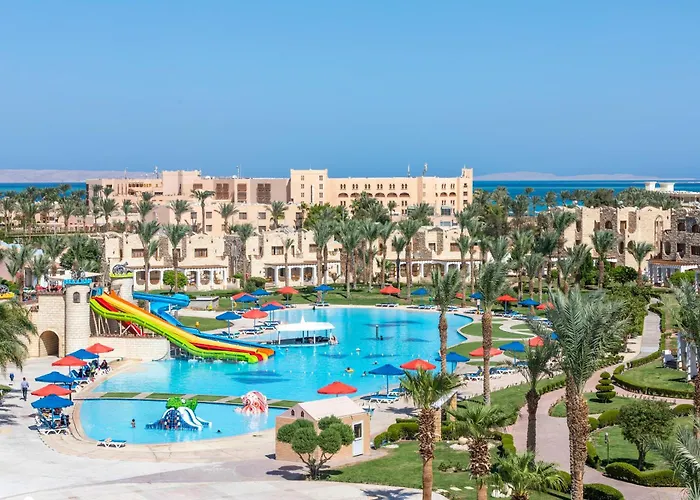  Royal Lagoons & Aqua Park Families And Couples Only