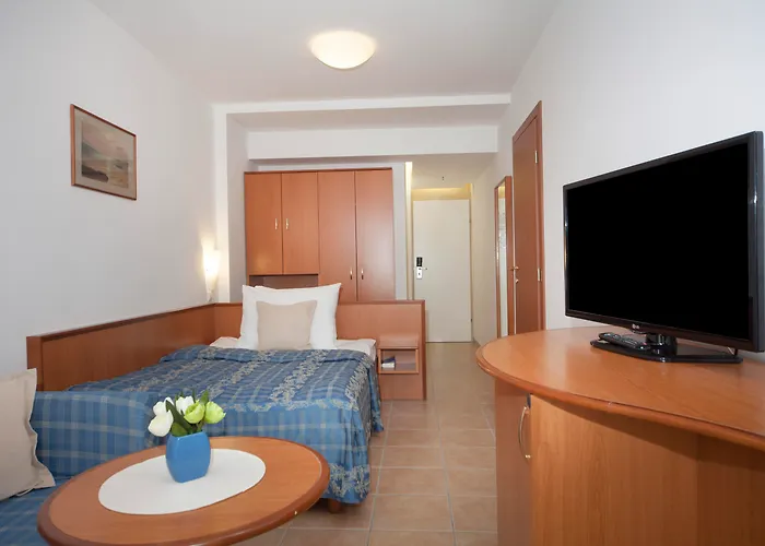 Hôtel de plage: Bluesun Hotel Marina