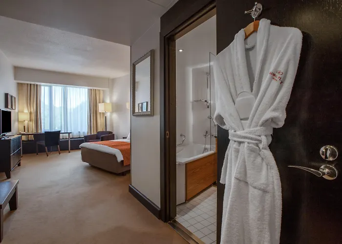 Crowne Plaza - Hesperia By Ihg