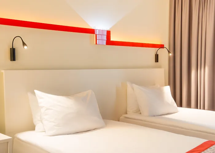 Holiday Inn By Ihg