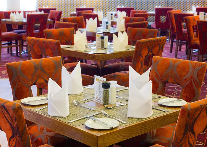 Casino hotel: Cresta Grande Cape Town