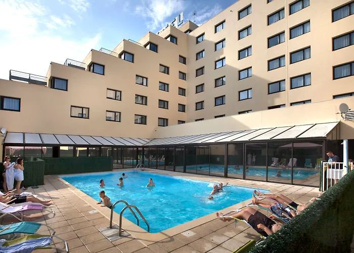Hôtel avec piscine: The Originals City, Hôtel Alteora, Poitiers Site du Futuroscope