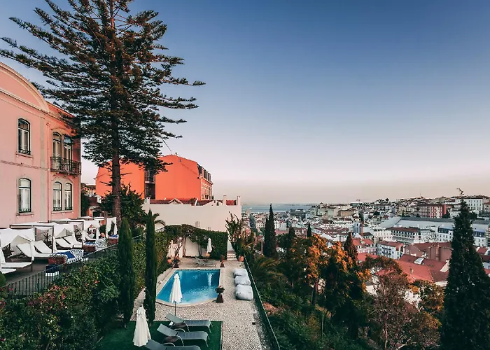 Luxury hotel only: Torel Palace Lisbon