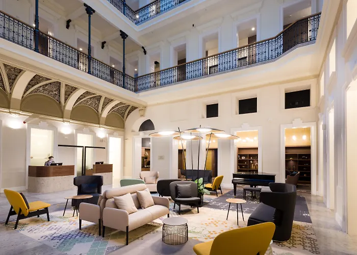 Moments Budapest By Continental Group