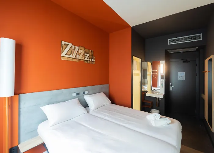 Dog friendly hotels Ibis Budget Madrid Centro Lavapies