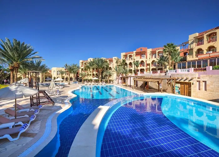 Marina Plaza , Tala Bay