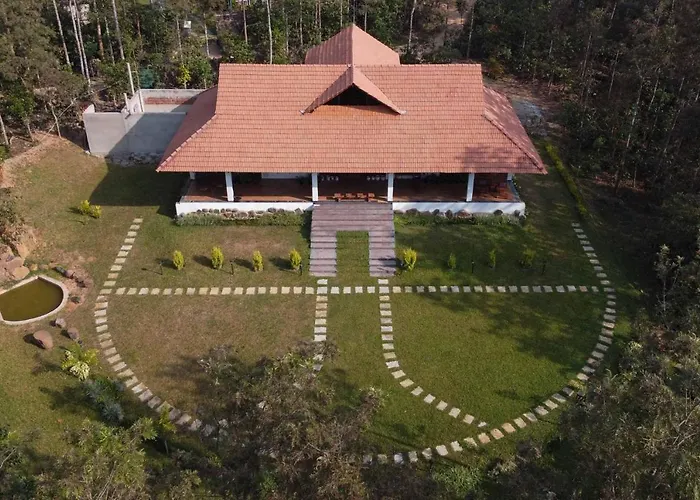 Stayvista At Cedar - Strelitzia 2Bhk With Breakfast And Jacuzzi