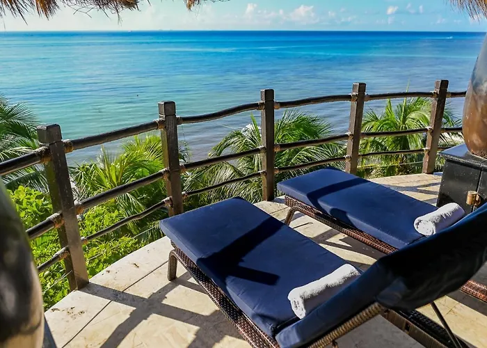 El Taj Oceanfront&Beachside Condo