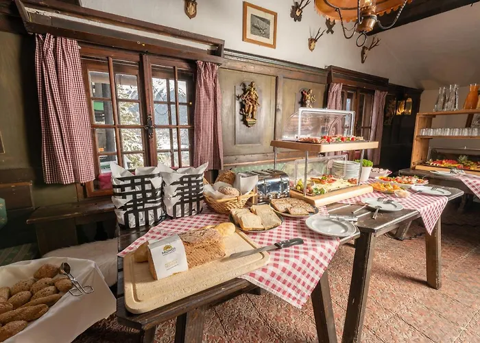 Hotel: MONDI Bellevue Alm Gastein