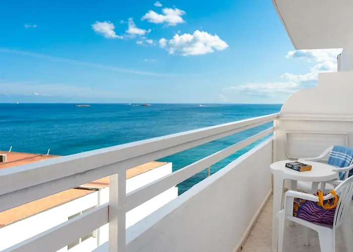 Hotel cerca del colegio: Hotel Apartamentos Vibra Lux Mar