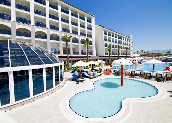 Hotel met zwembad: Port River Hotel & Spa