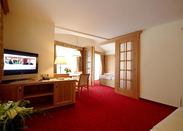 Luxury hotel only: Hotel Solaria Ischgl