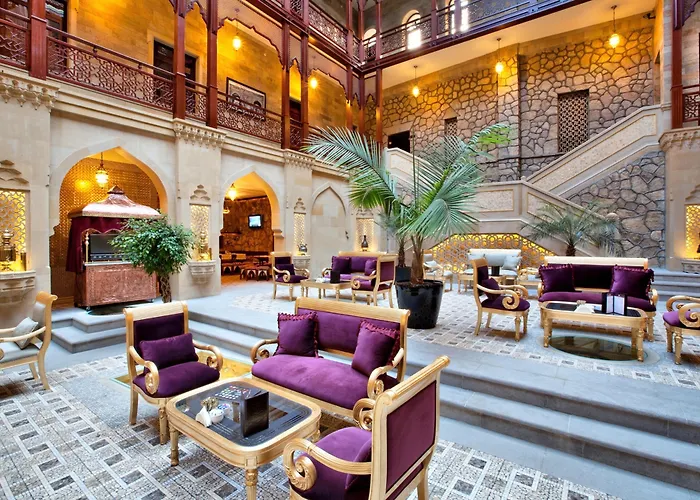 Shah Palace Luxury Museum