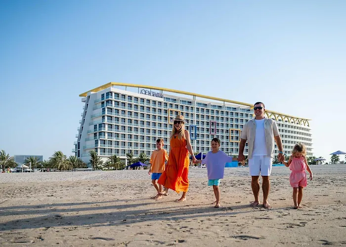 Hotel Ping Pong: Centara Mirage Beach Resort Dubai