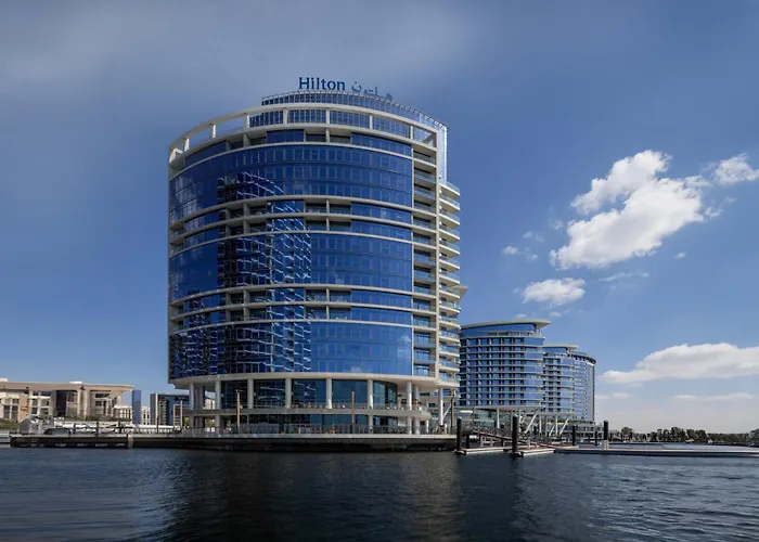 Hilton Dubai Creek & Residences
