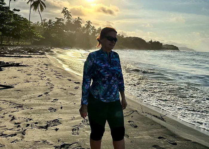 Resorts Guide Bella Flor Hostel Palomino