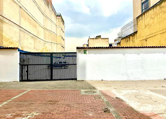 Cheap hotel: Hotel San Francisco De Asis
