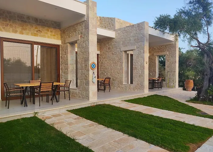 Hotels with a view Zefiros Luxury Apartments
