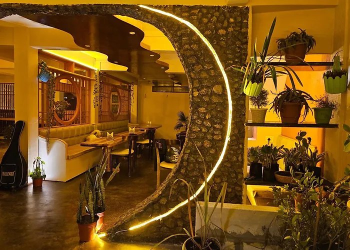 Hotel Golden Orchid