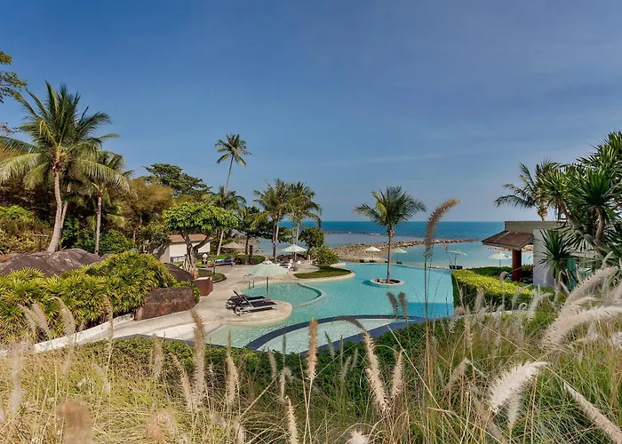 Hôtel de plage: Shasa Resort - Luxury Beachfront Suites