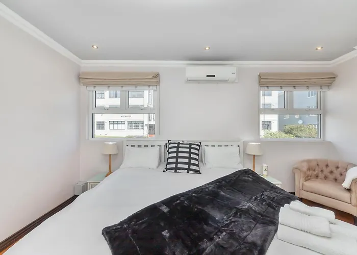 Hotel familiar: Anchor Bay Workation