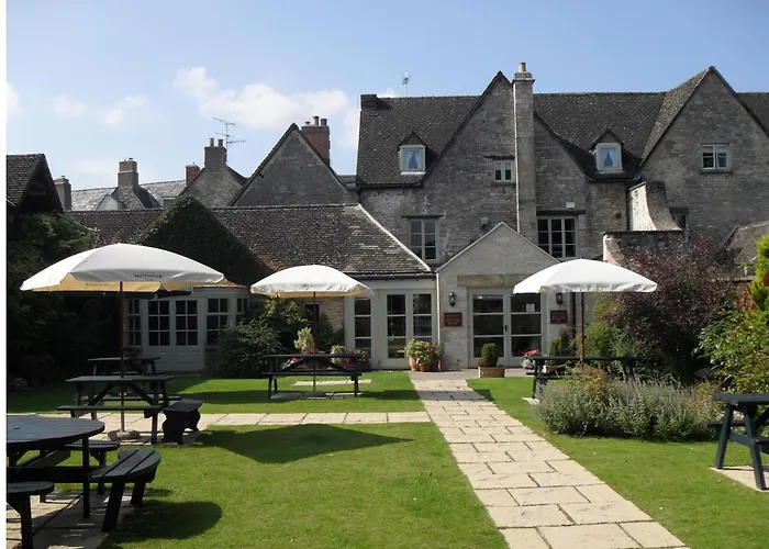 Golf hotels Corinium & Restaurant