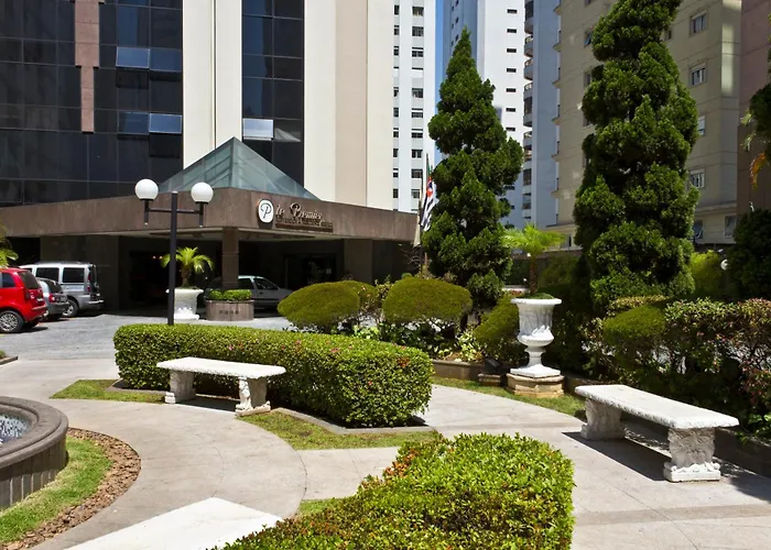 Le Premier Apartamentos