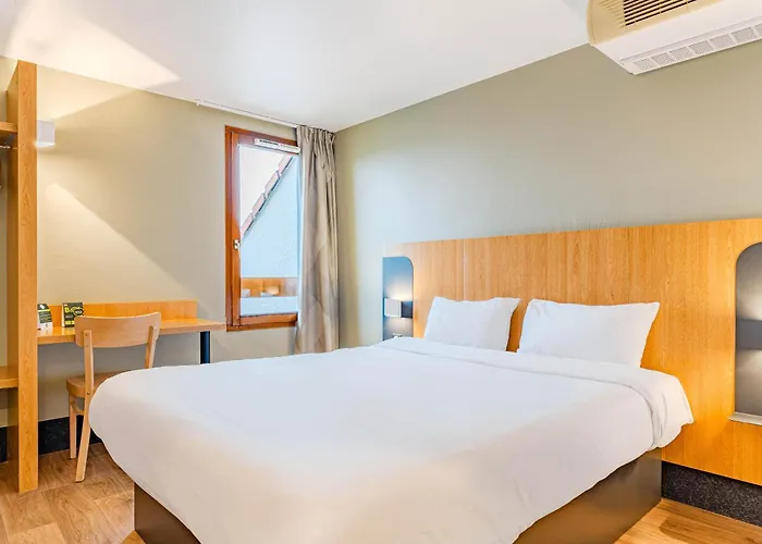  HOTEL Poitiers 3 Futuroscope