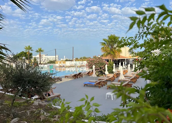 Golf hotels Adelais Bay