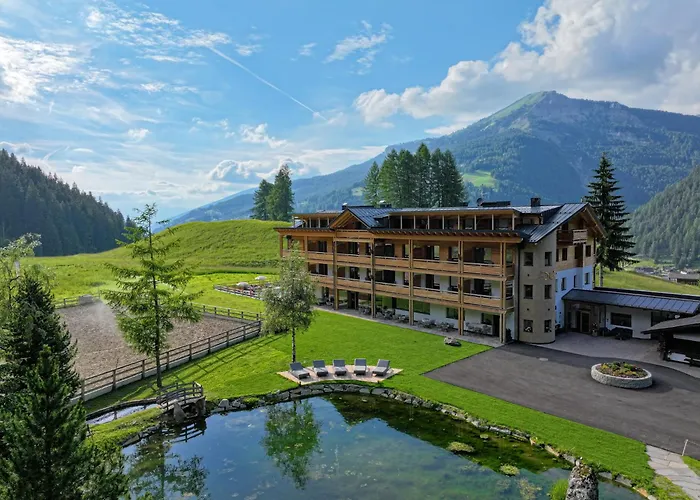 Hotel Con Piscina Pozzamanigoni