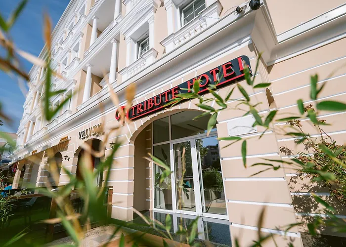 Tribute Hotel