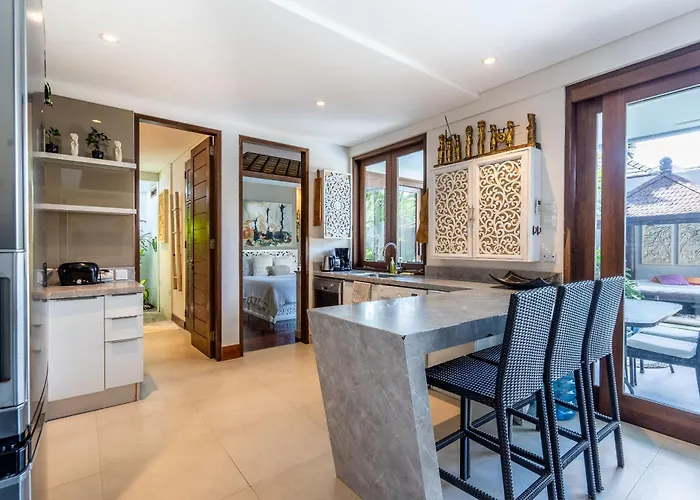 Beach hotel: Kejora Beachfront Estate - Villa Murni Moments From Sanur Beach