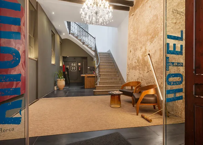 Resort: Brondo Architect Hotel