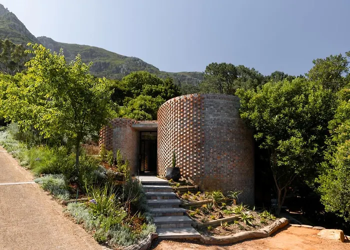 Future Found Sanctuary, Luxury Boutique Hotel By Newmark