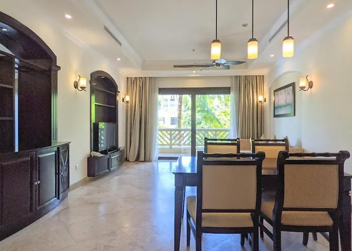 Hotels with tennis Olalani & Condotel