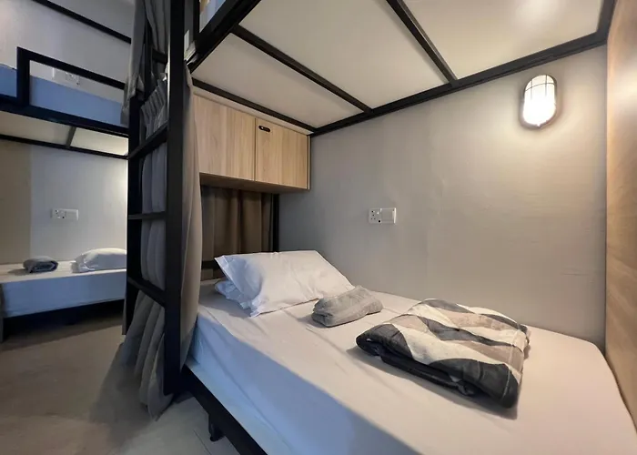 The Hostels Freedom Club Kl