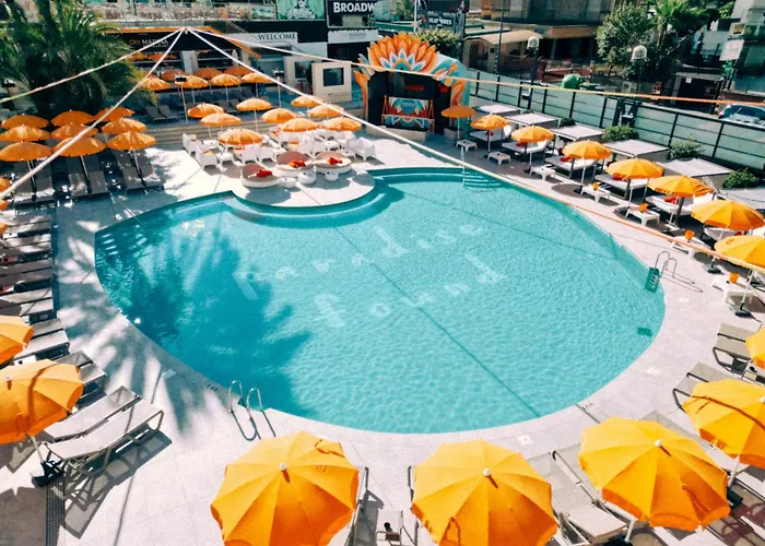 Hotel que admite mascotas: Marina Resort Benidorm - The Original Benidorm Vibe