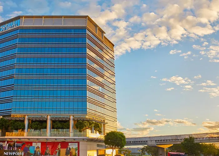 Hotels with a view Savoy Manila Near Airport Naia Terminal 3 Mnl