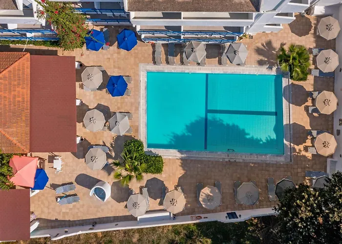 Hotel with view: Hotel Nathalie