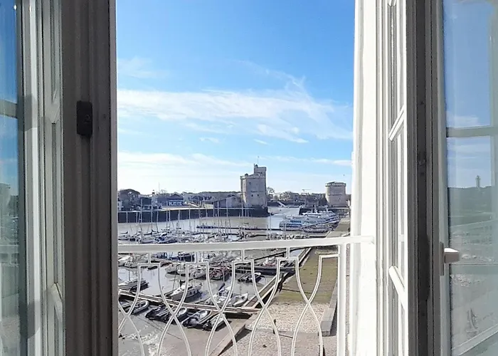 La Marine, Vieux Port
