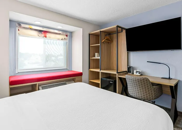 Cheap hotel: Best Western Buffalo Inn & Suites