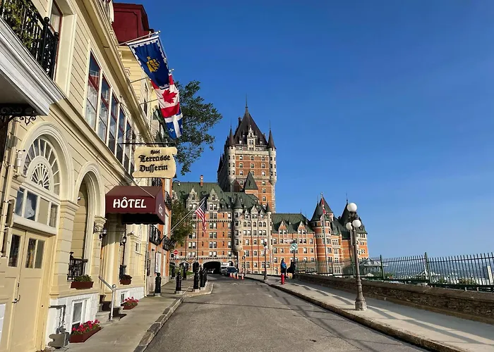 Hotel near College: Hotel Terrasse Dufferin