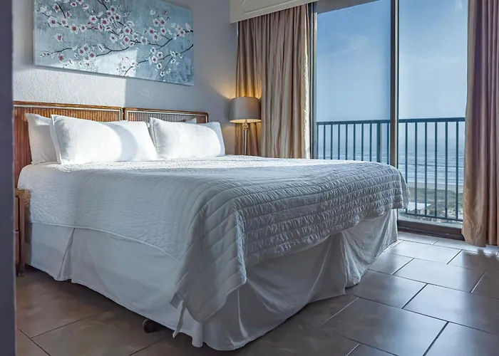 Isla Grand Beach Resort