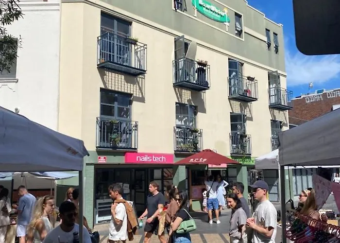 Hotel: Boardrider Backpackers And Budget Motel