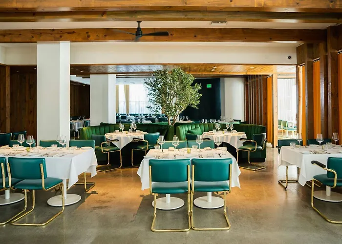 Cadillac Hotel & Beach Club, Autograph Collection