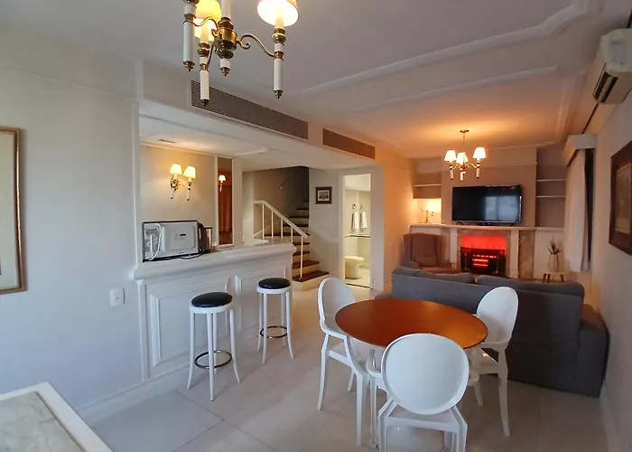 Hotel 4 estrelas: Landmark Residence - Oficial