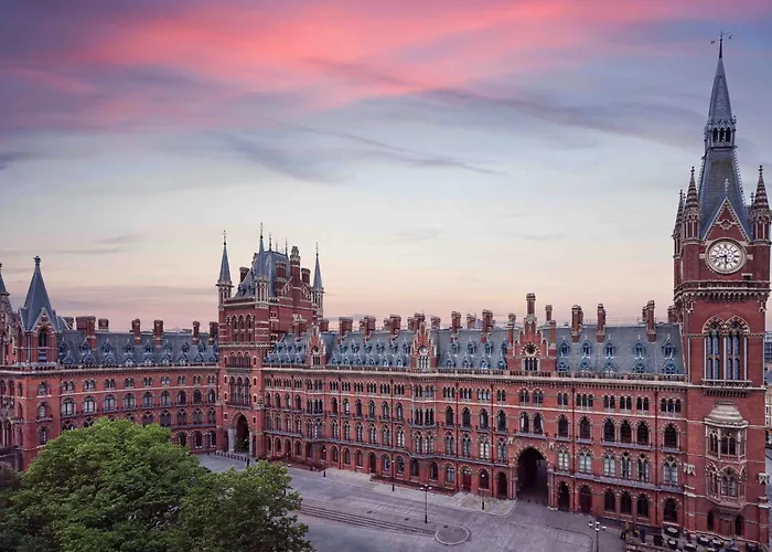 Luxury hotel only: St Pancras London, Autograph Collection