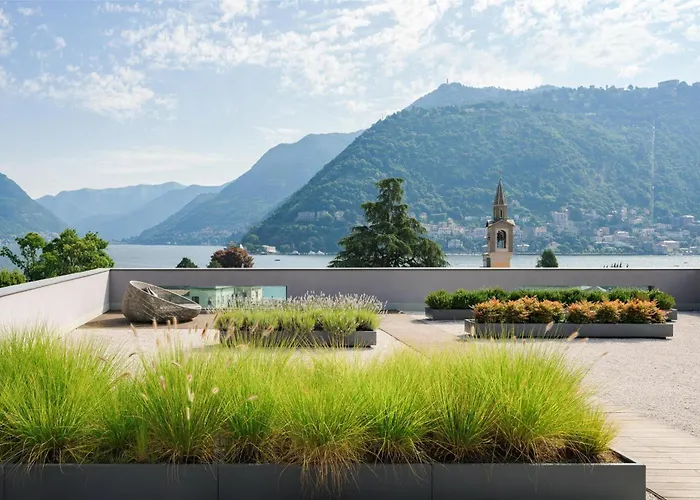 Hotel: Hilton Lake Como