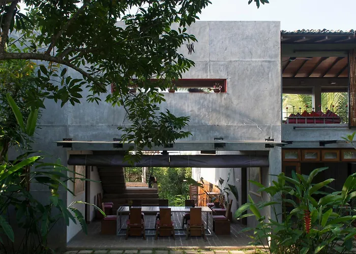 Kadju House