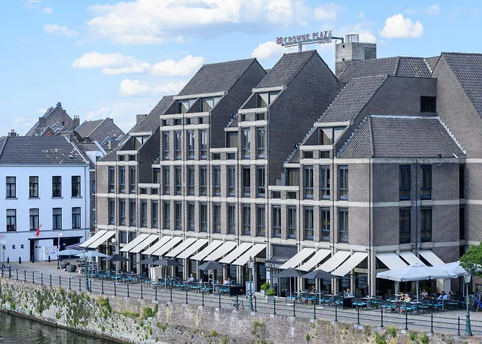 Pets Allowed Hotel Crowne Plaza Maastricht By Ihg